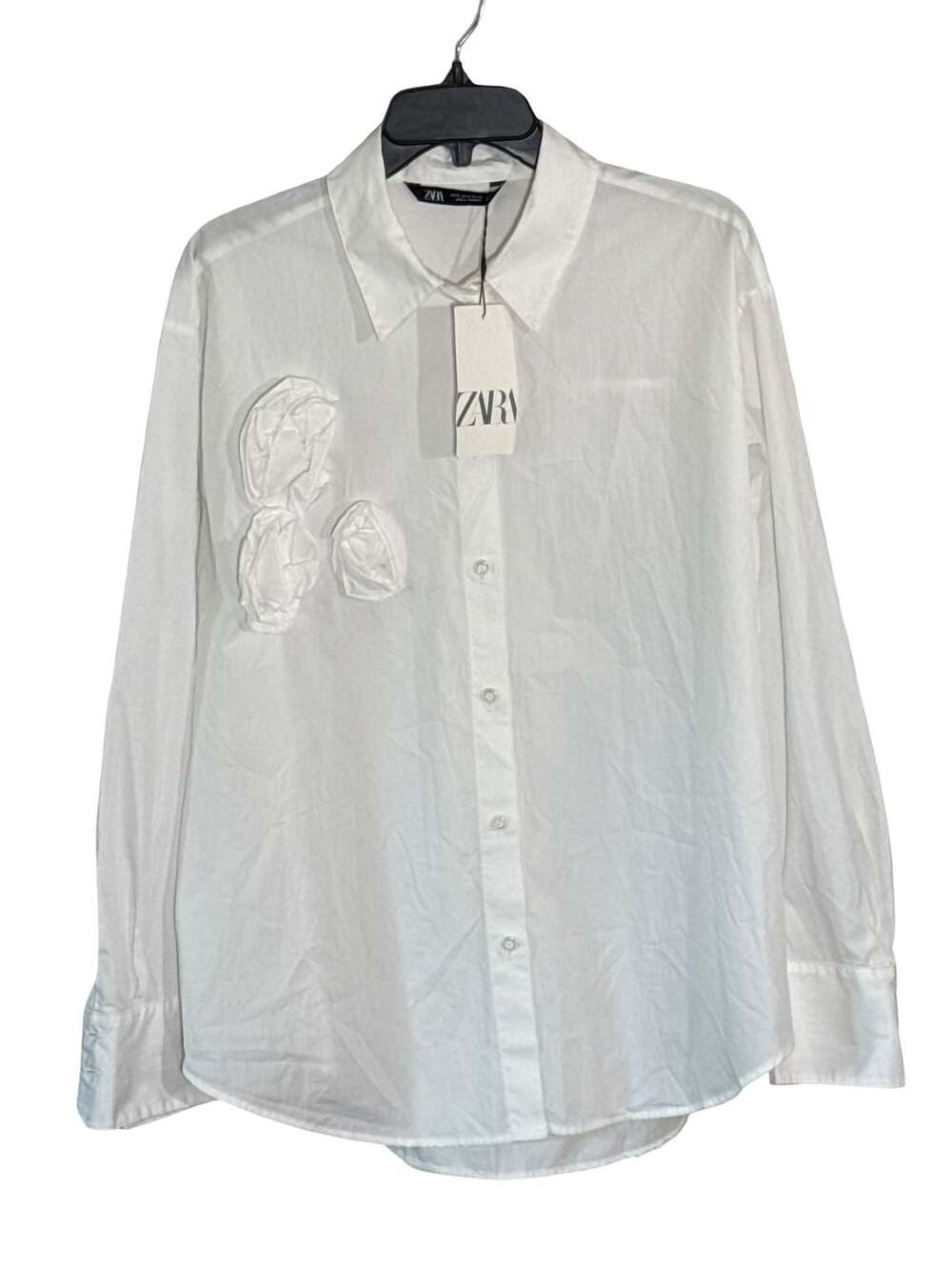 Zara Shirt Size XL White 3D Flower Applique Button Down